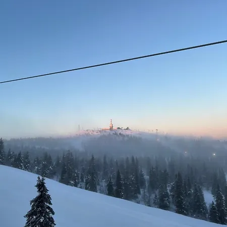 Ruka Village, Private 4br A27, 133m2 アパート *